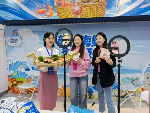 360截图20261021084523.png