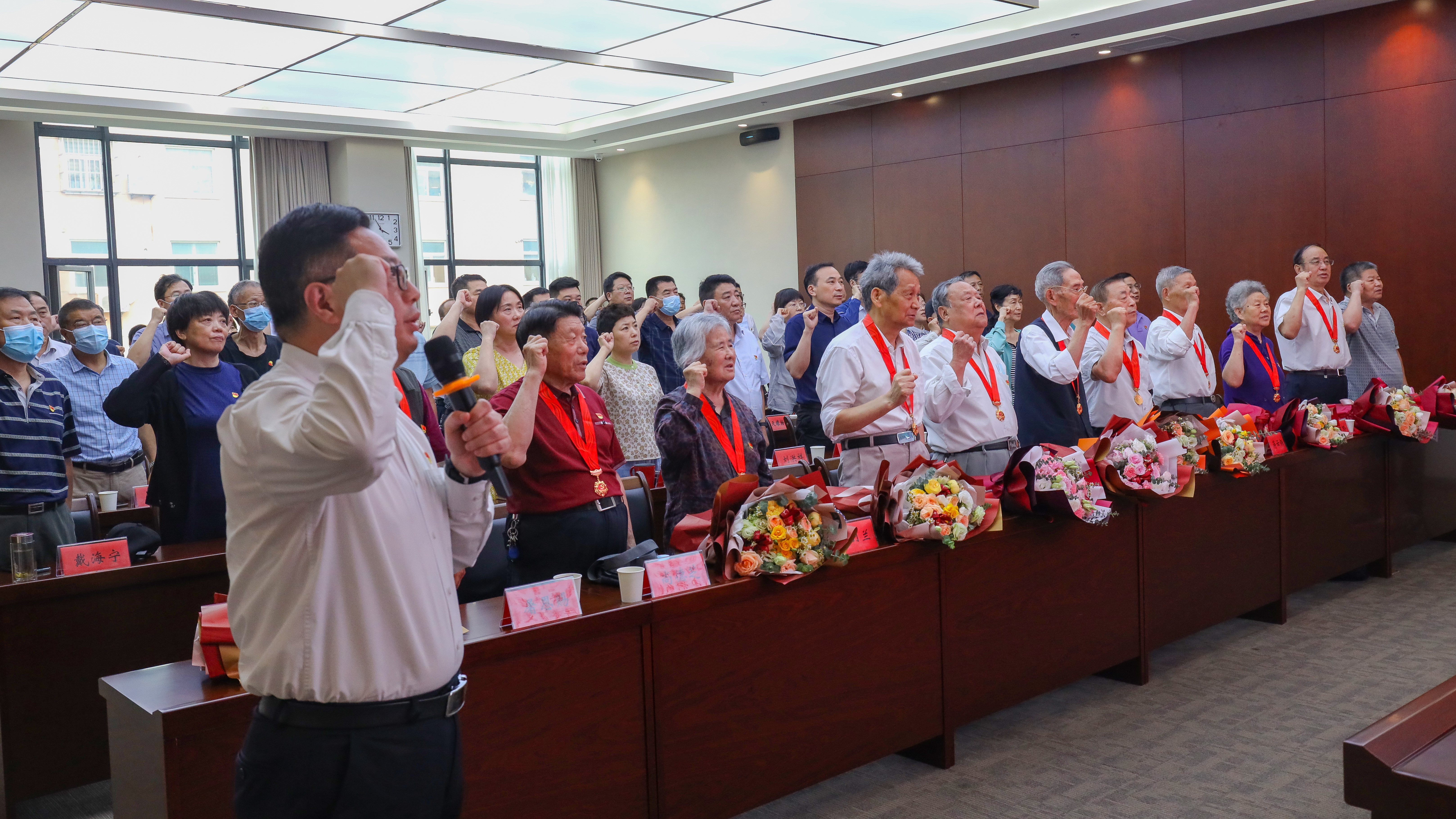 党课4.jpg